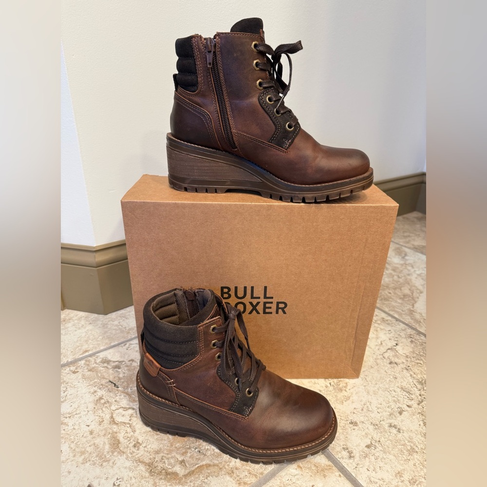 Bullboxer Women's Dark Brown Lace-Up Ankle Boots